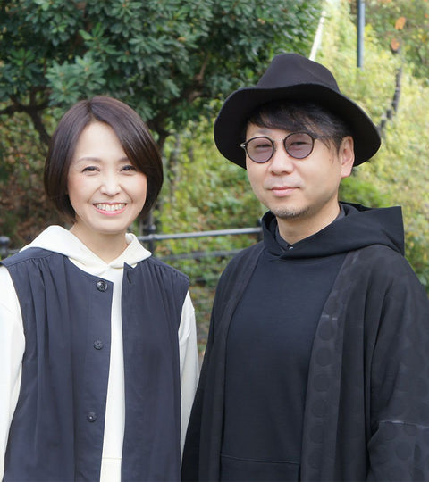 贈り物を選ぶときは、自分達らしさを表現できているかを大切にしたい(SOMA DESIGN 福井 武さん / kusakanmuri 堀田 理佳さん)