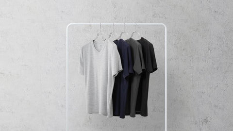 寒暖差が激しいこの季節。メリノウールのTシャツで快適に体温調整しませんか？