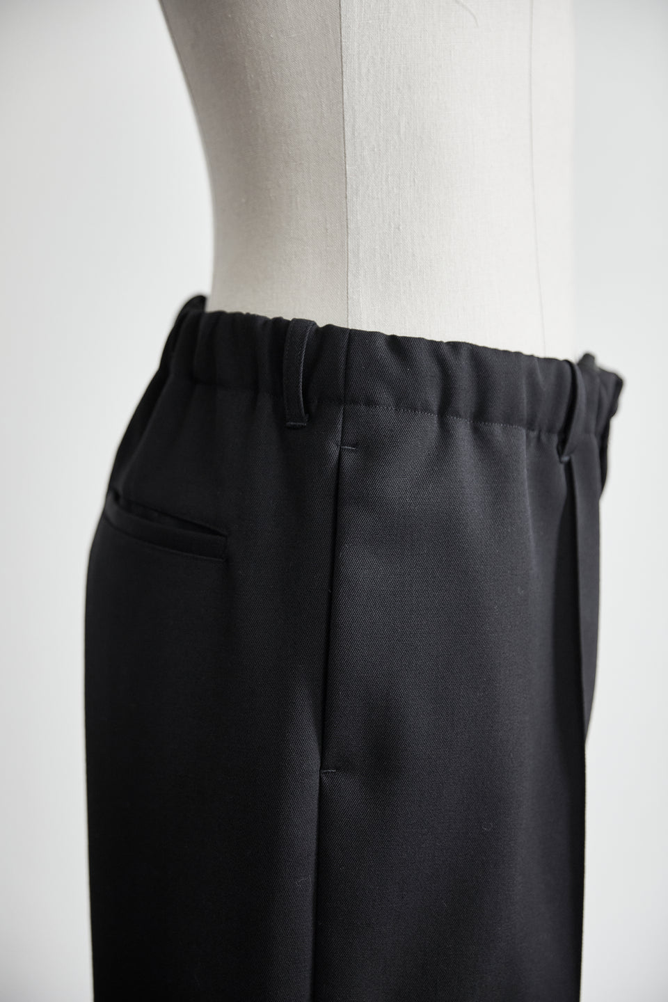 【11月上旬発送予定】ウールギャバジン ワイドパンツ