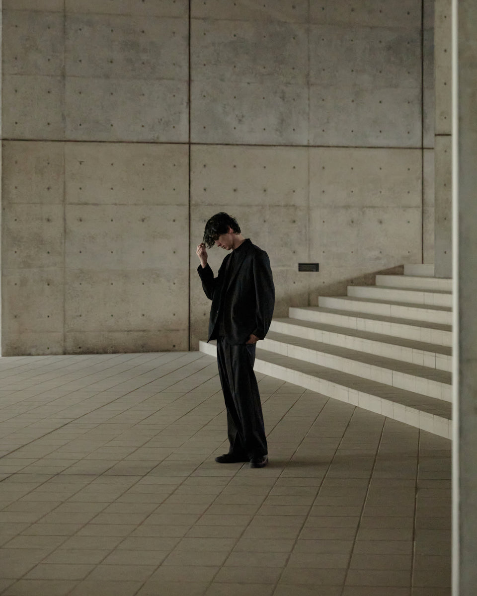 【11月上旬発送予定】 ウールギャバジン テーパードパンツ