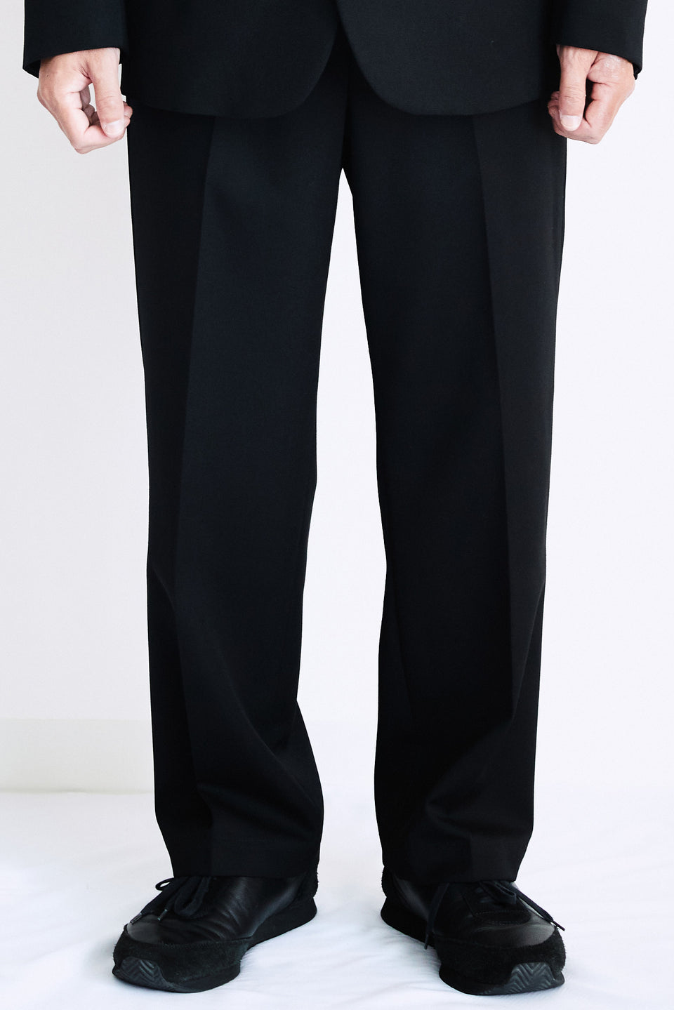 【11月上旬発送予定】 ウールギャバジン テーパードパンツ